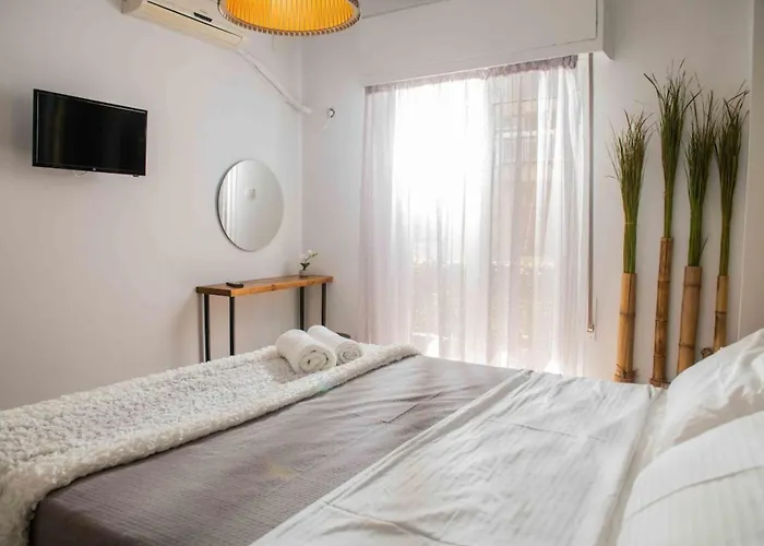 Lovely Apartment- At017